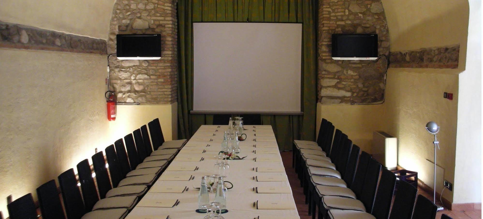 Hotel Relais Corte Cavalli 4*