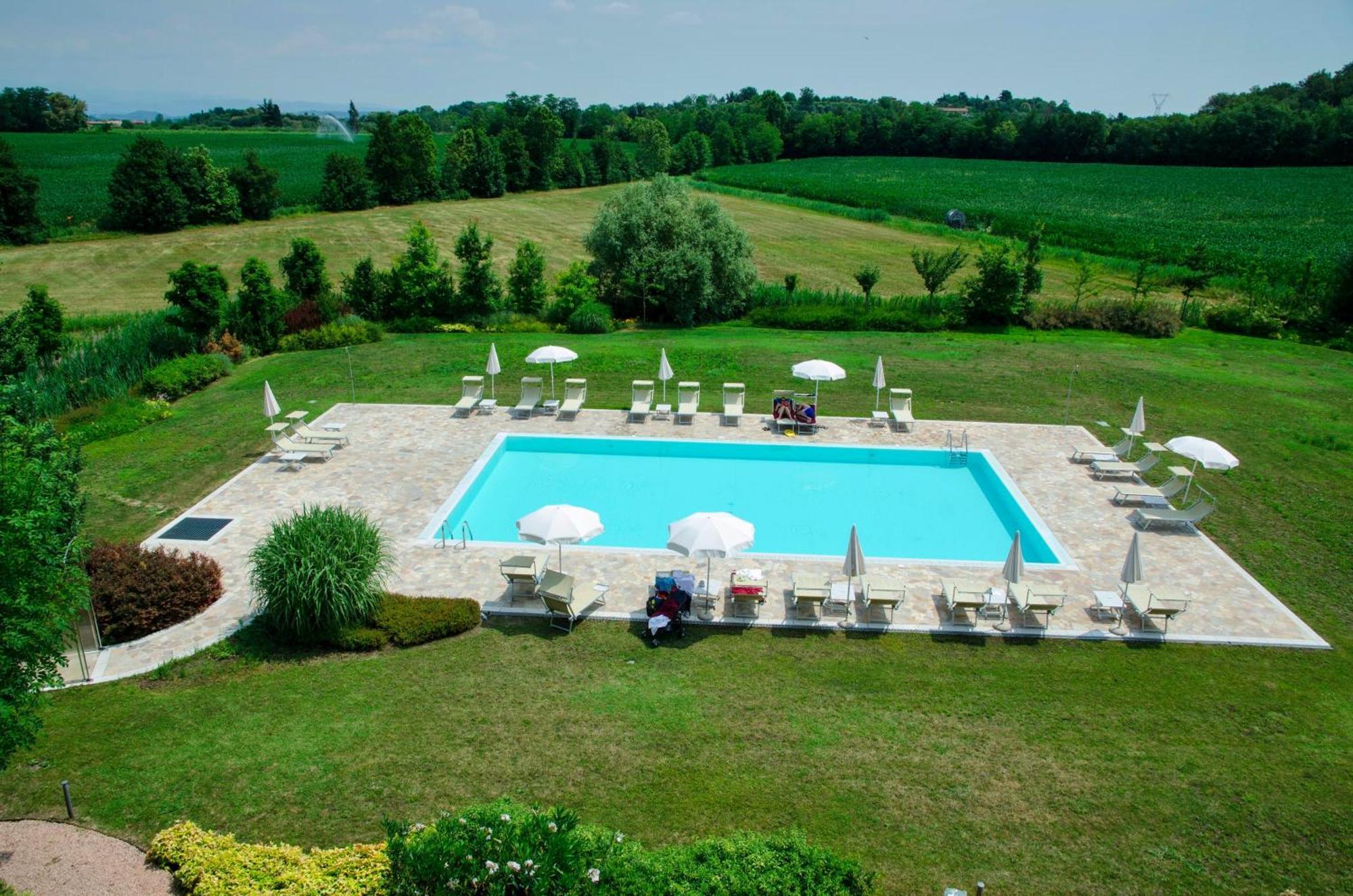 Hotel Relais Corte Cavalli 4*